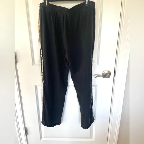 NWT GoSilk pants with fringe stripes and pockets. - Picture 7 of 10